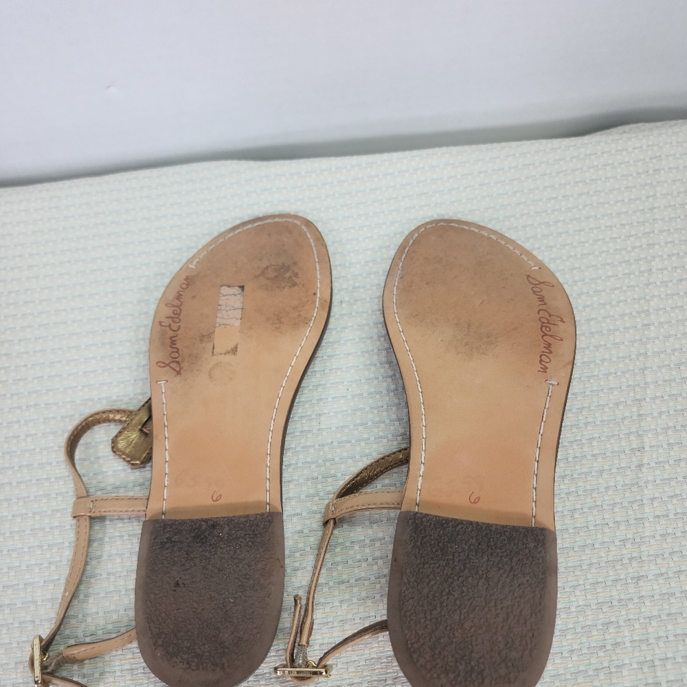 Sandles - Picture 3 of 5